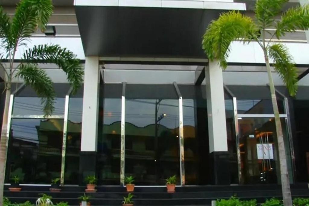 Sun City Pattaya Hotel Kültér fotó