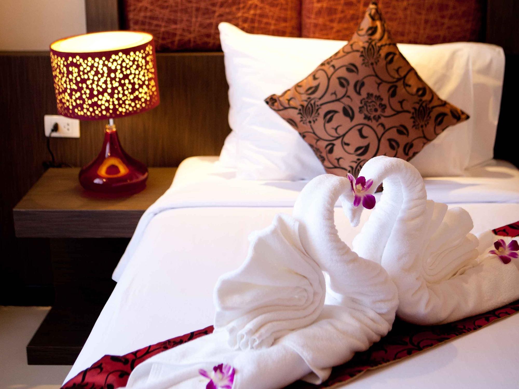 Sun City Pattaya Hotel Kültér fotó